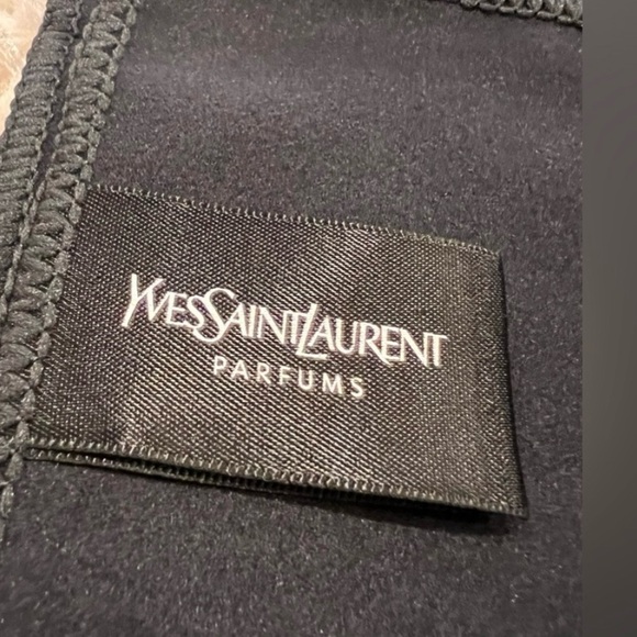 YSL Yves Saint Laurent Towel and Pouch - Picture 6 of 6